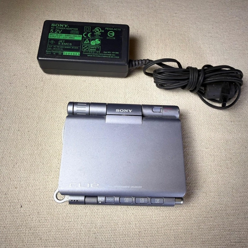 Vintage Rare Sony CLIE Peg UX-40 Working! W/ Battery Pack, Cord Great Condition